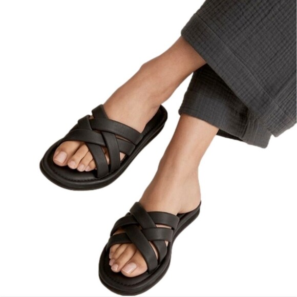 Madewell Other - Madewell Leeandra Puffy Woven Leather Slides Size 5 Youth/6.5 Womens